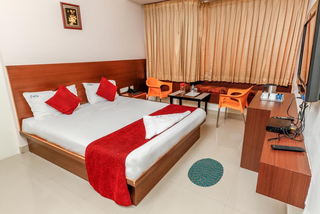 Hotel Pc Residency Мисор Екстериор снимка